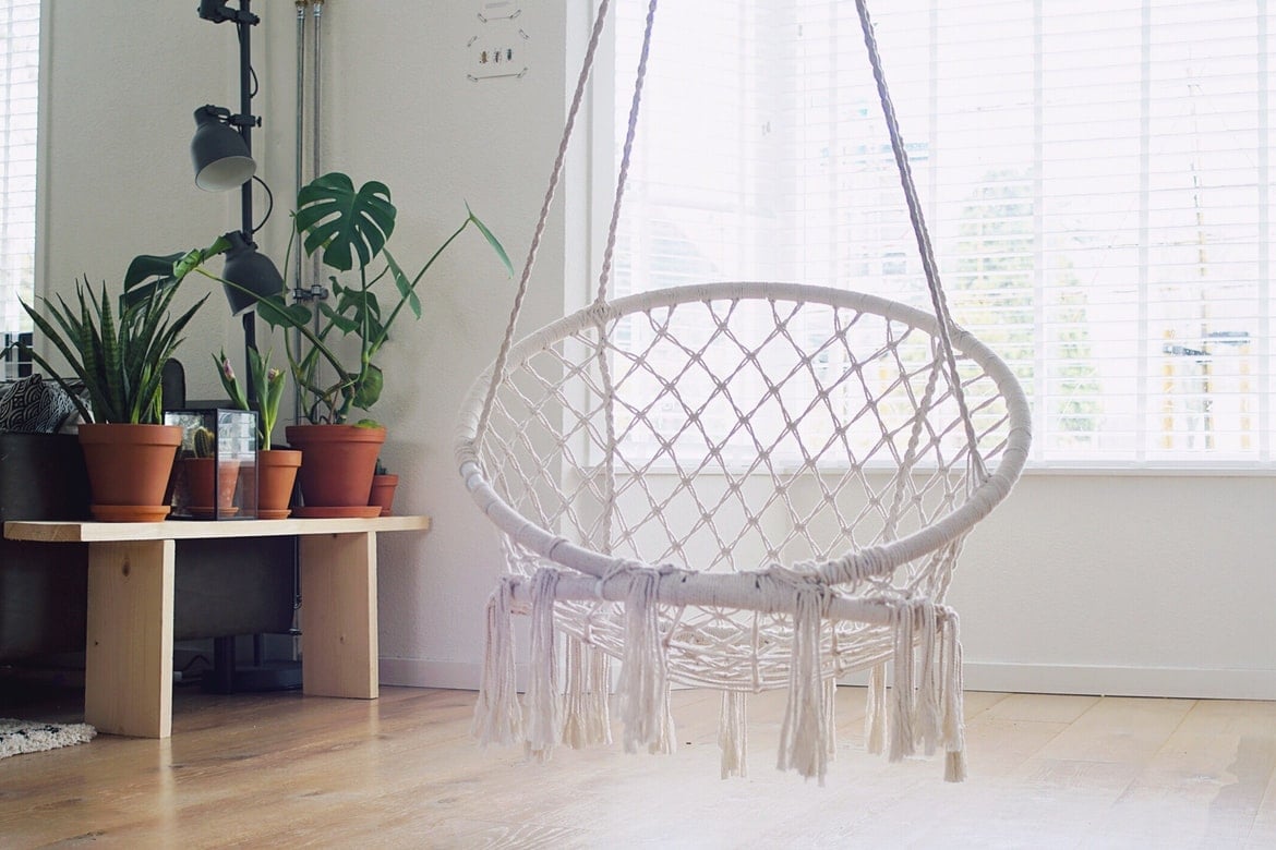 Installing a shop hanging chair